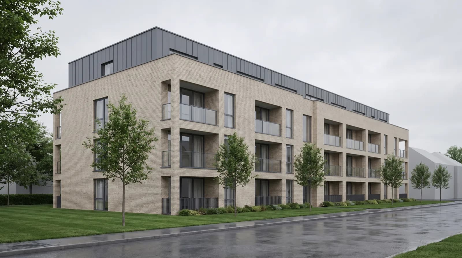 Dreigeschossiges Wohngebäude im geförderten Wohnungsbau mit hellem Klinker, Balkonen und junger Bepflanzung